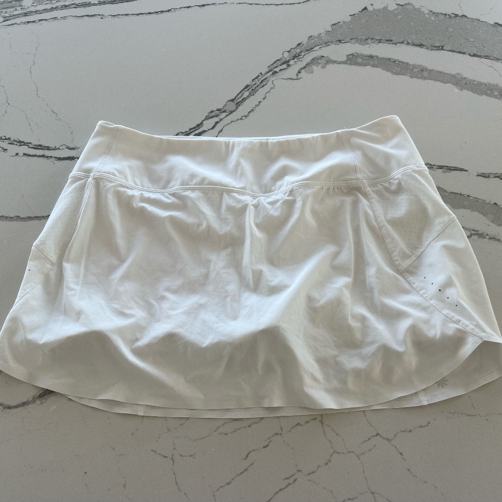 Athleta Run with it 14" Skirt - Size L